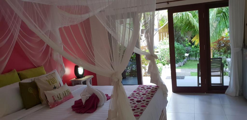 Nalini Resort - Bungalow With Patio