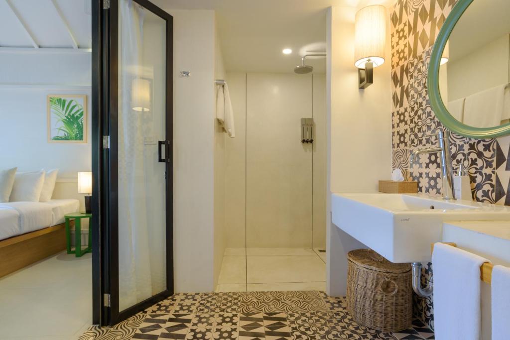 Paradise Beach Resort, Koh Samui - 9