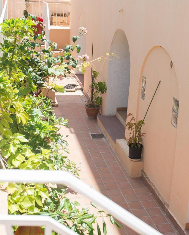 Hotel et Appartements Reine D'Azur - Economische Familiekamer