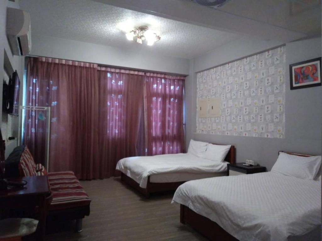 Grapefruit Heping Guesthouse - Quadruple Room
