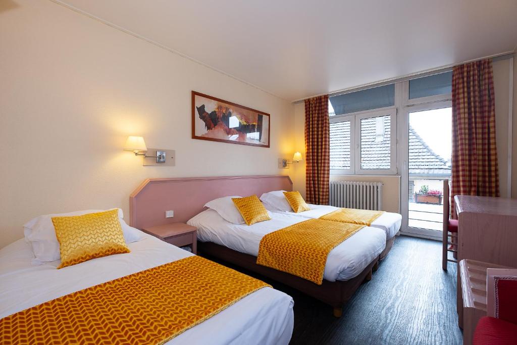 The Originals City Hotel de l Ange Guebwiller - Standard Triple Room