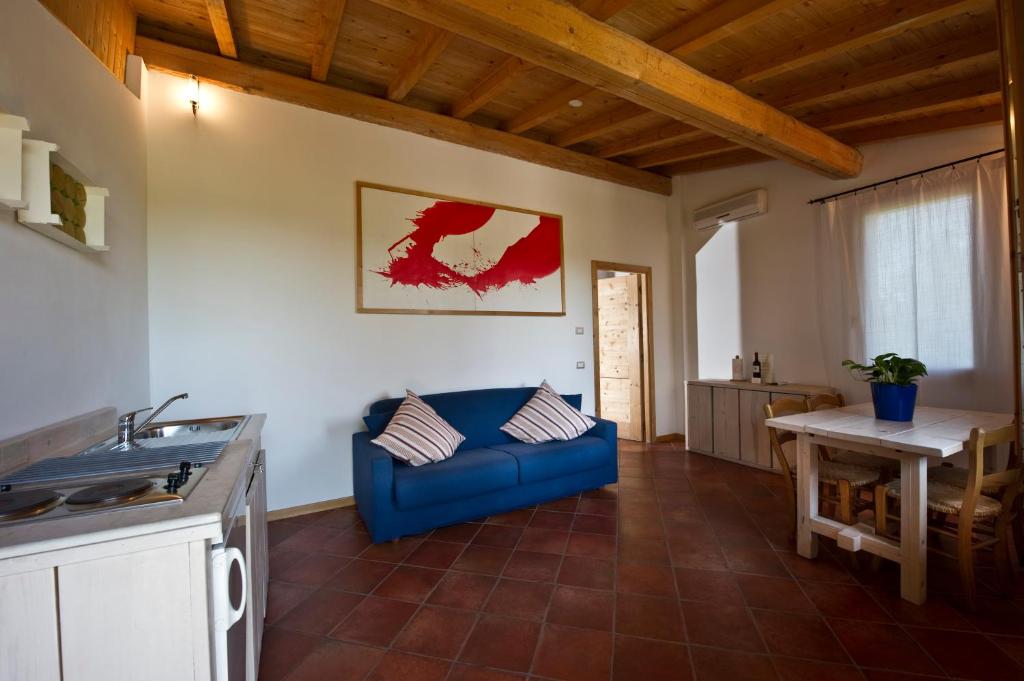 Fotografie z fotogalerie ubytování Borgo San Donino v destinaci Desenzano del Garda