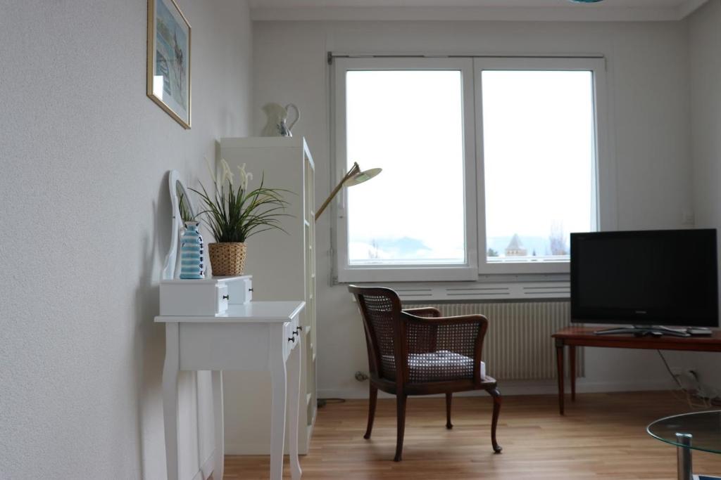 TV a/nebo společenská místnost v ubytování La Maison des Copains