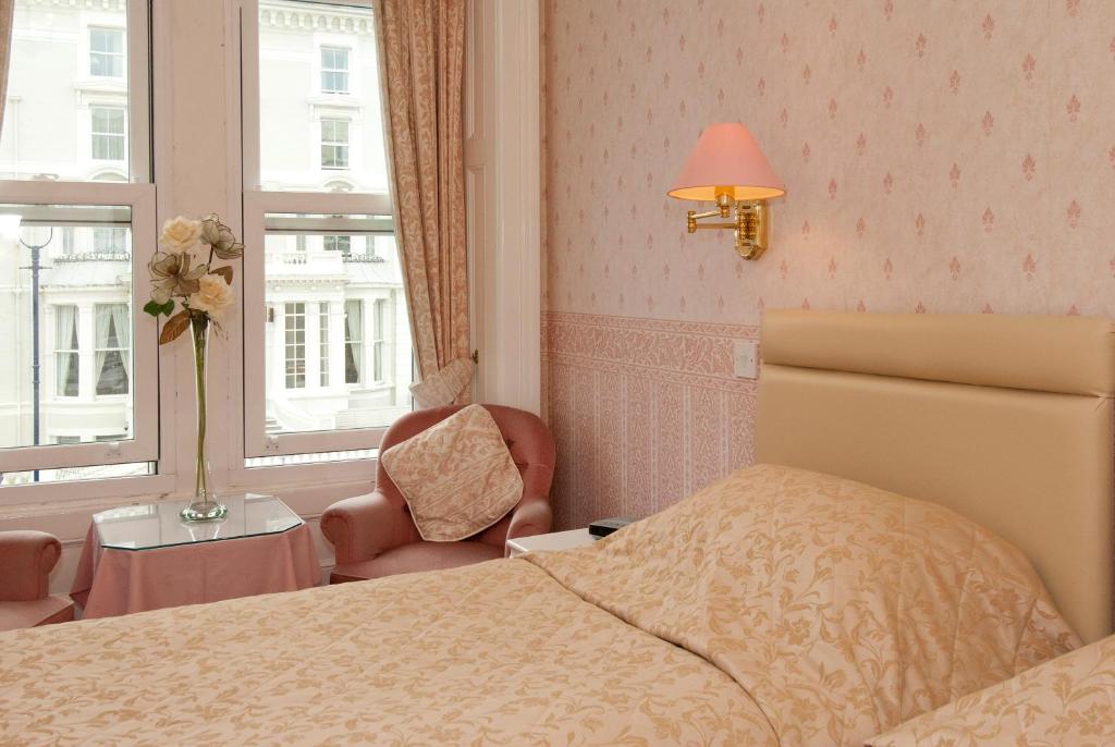 White Heather Hotel - Resim 28