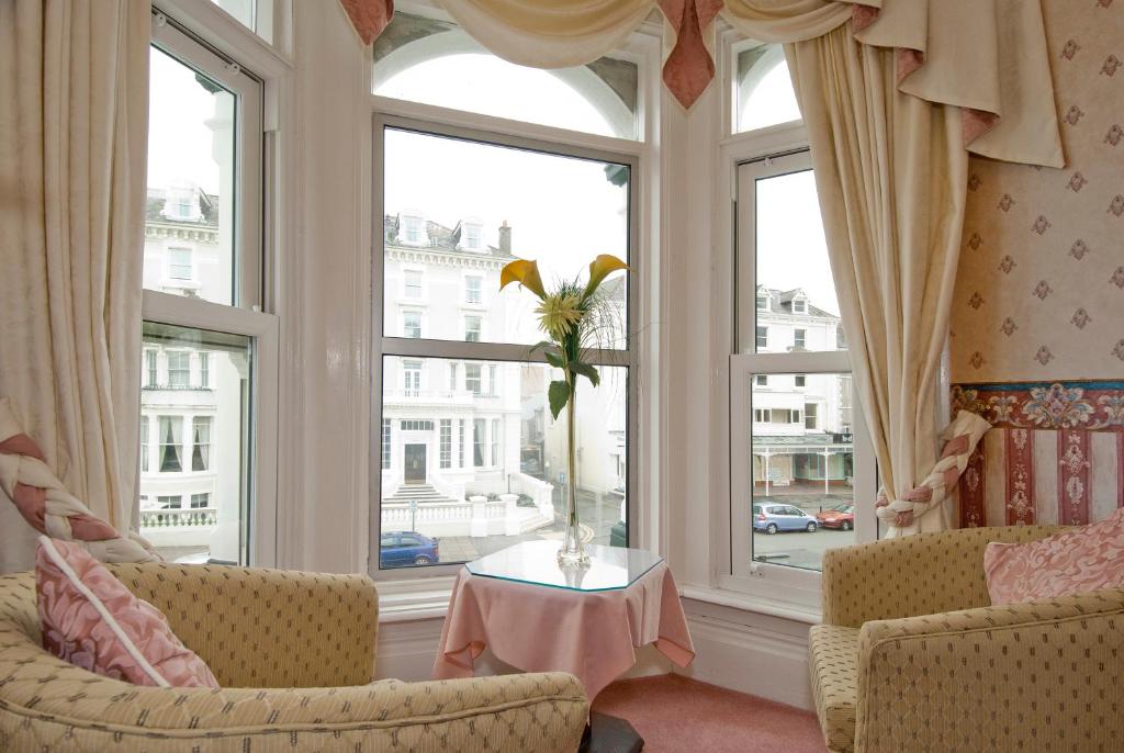 White Heather Hotel - Resim 24