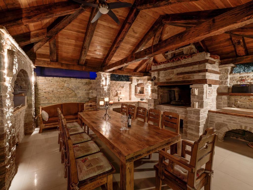 Fotografia z galérie ubytovania Luxurious Villa in Murter with Pool v Murteri