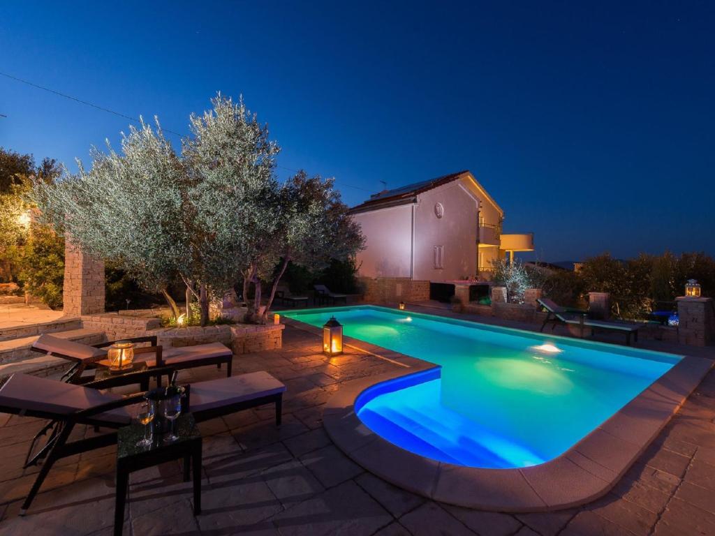 Fotografia z galérie ubytovania Luxurious Villa in Murter with Pool v Murteri