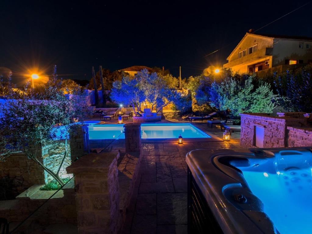 Fotografia z galérie ubytovania Luxurious Villa in Murter with Pool v Murteri