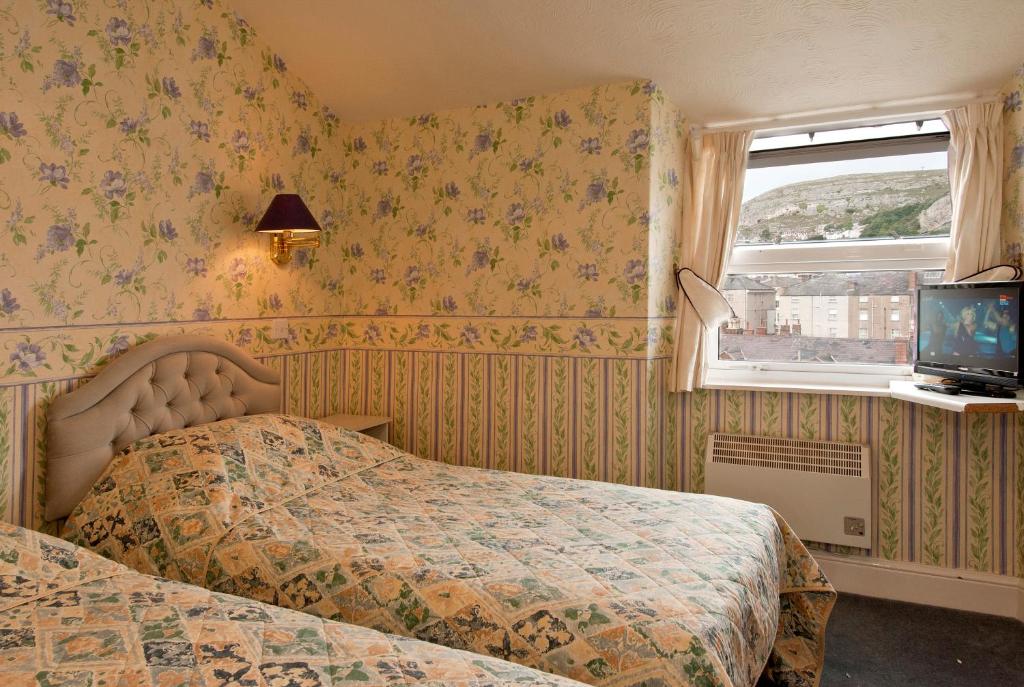 White Heather Hotel - Resim 22