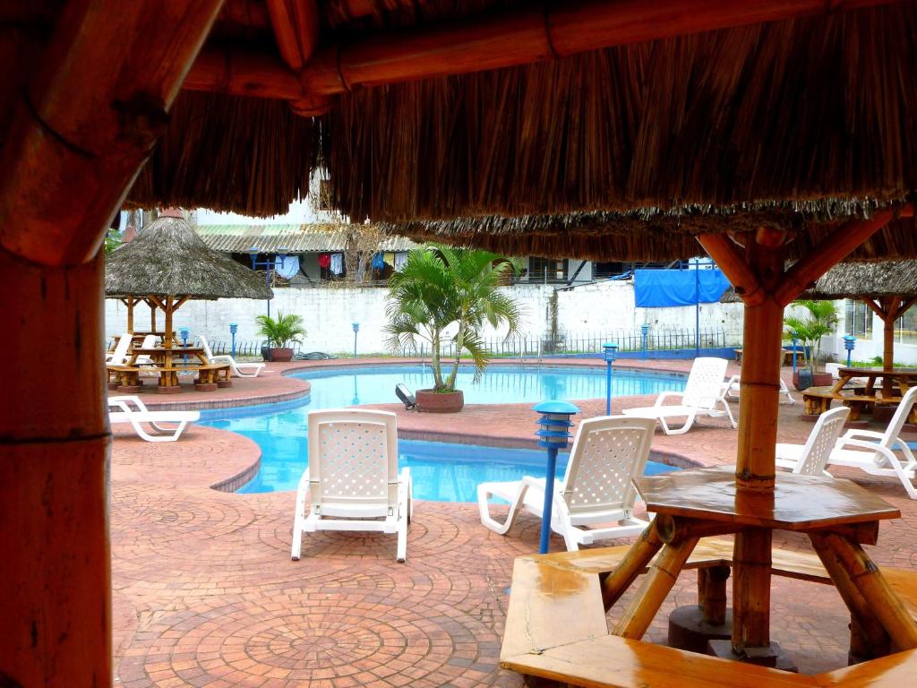 Bazén v ubytování Hotel Juan Sebastián nebo v jeho okolí