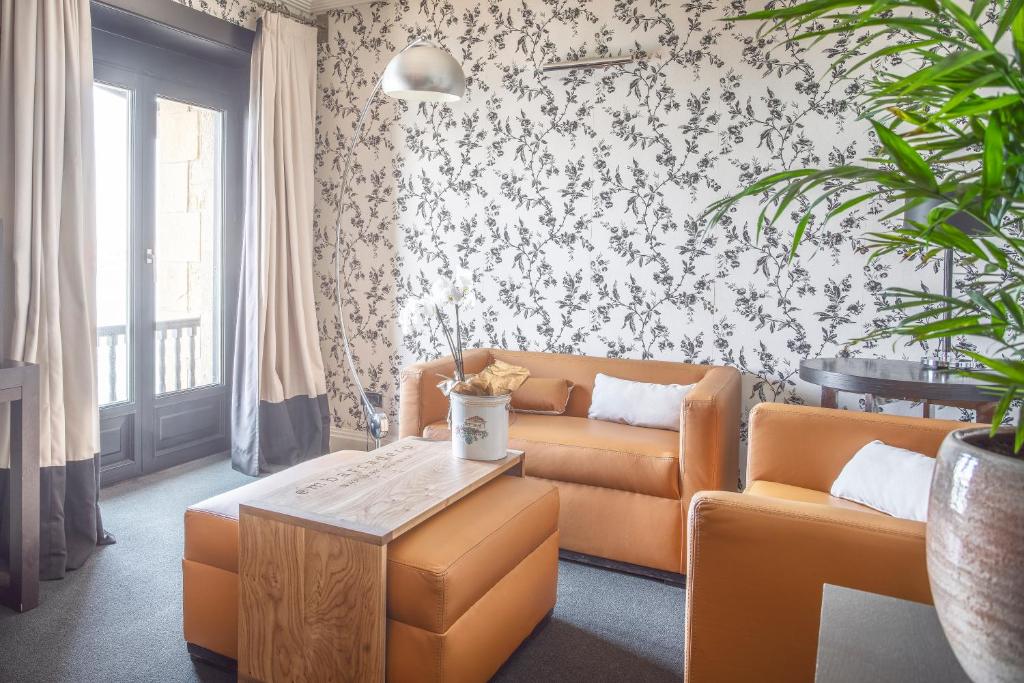 Posezení v ubytování Ercilla Embarcadero Hotel