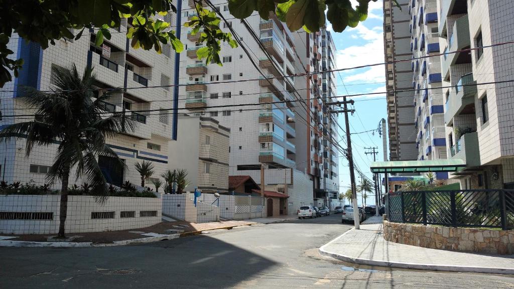  Belo apartamento ha 50m da Praia