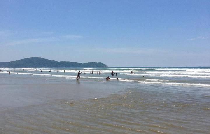  Belo apartamento ha 50m da Praia