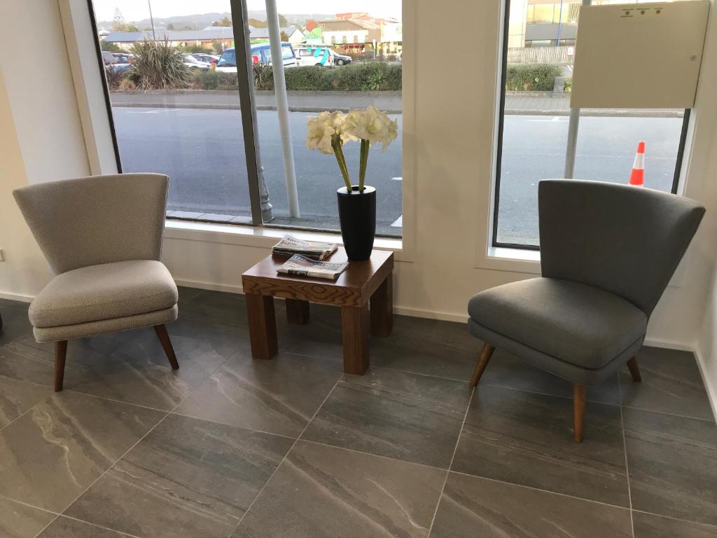 Beachfront Hotel Hokitika photo