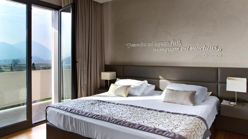Galzignano Resort Terme & Golf - Hotel Majestic - 宏伟高级双人或双床间 - 可使用泳池