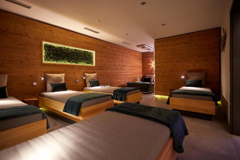 Postel nebo postele na pokoji v ubytování Korbstadthotel Krone
