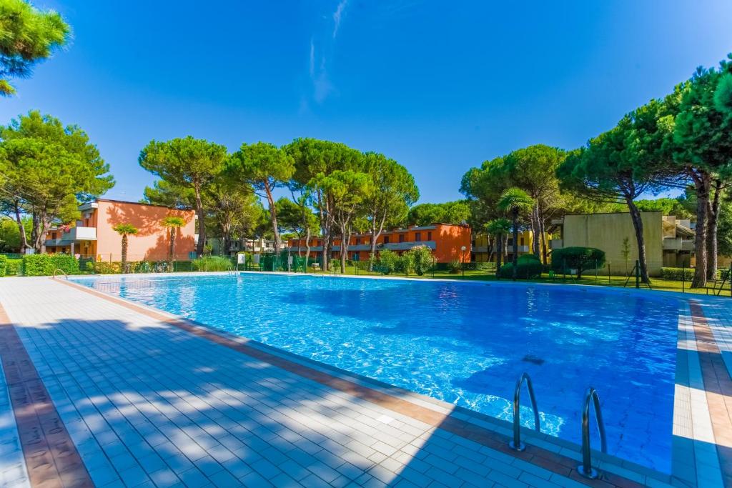 Bazén v ubytování Villaggio White Star nebo v jeho okolí