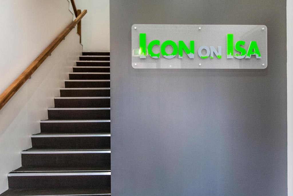 Certifikát, hodnocení, plakát nebo jiný dokument vystavený v ubytování Icon on Isa
