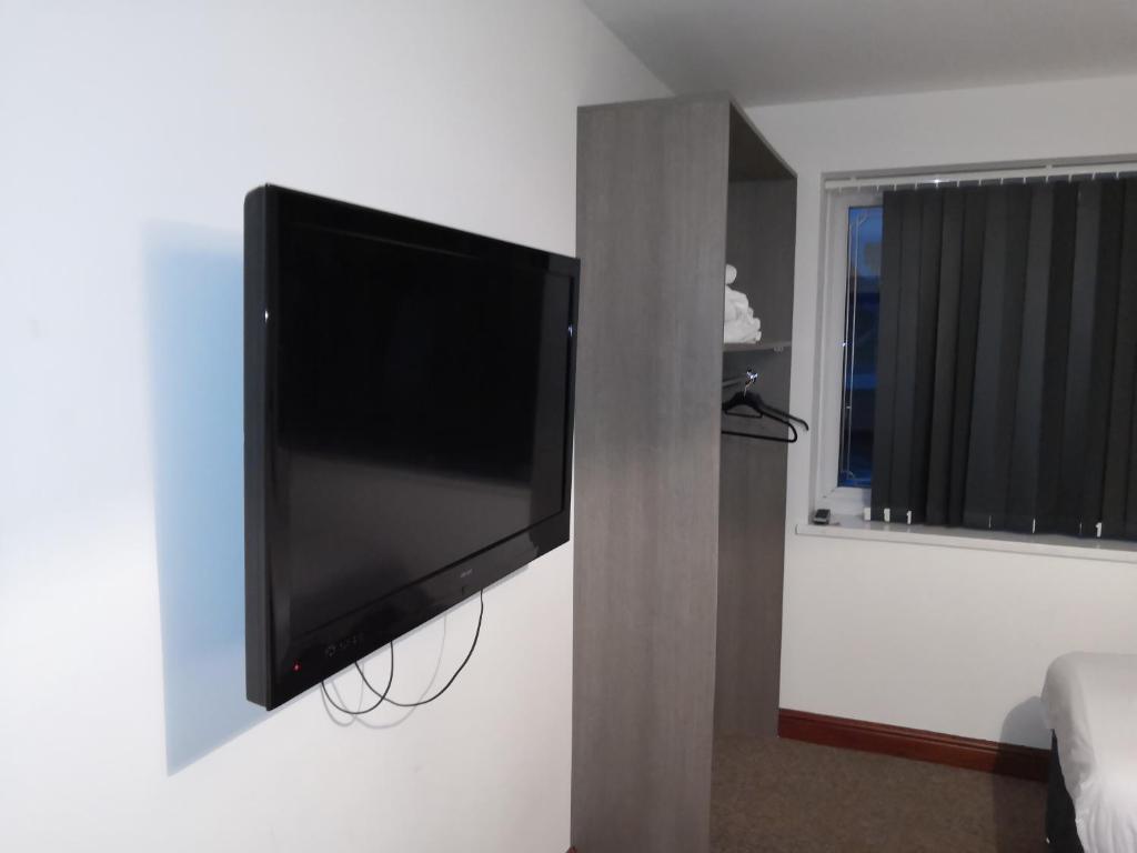 Kirks Korner Motel - Housity