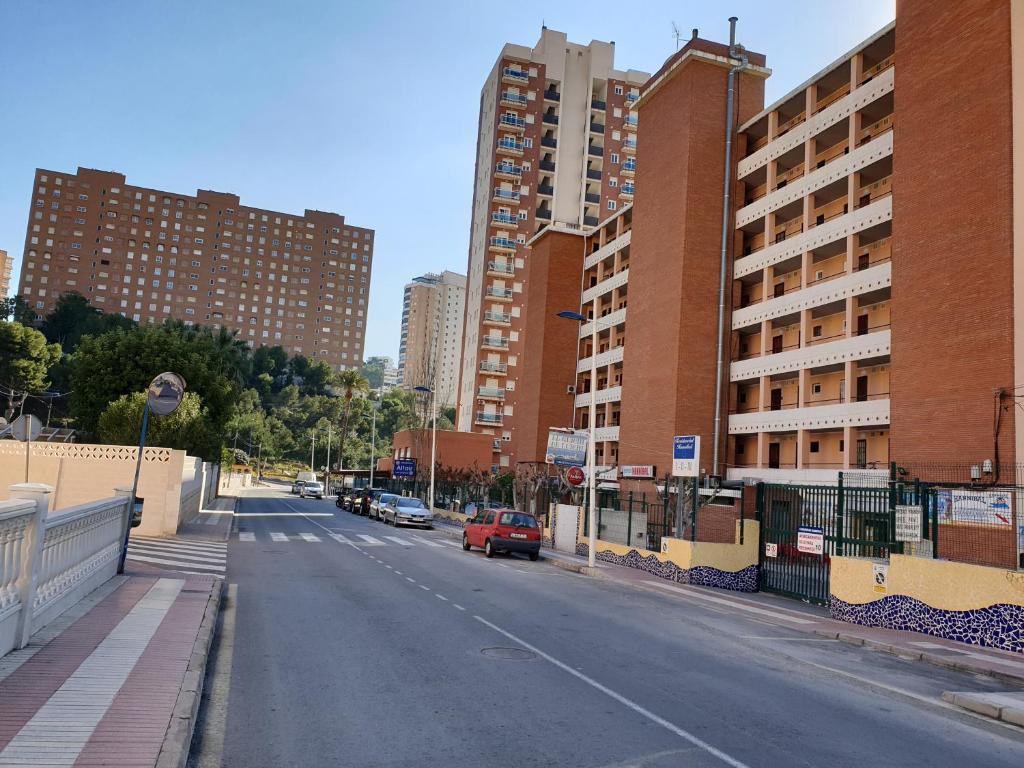 Booking.com: FMM Estudios Hannibal Benidorm Playa , Cala de ...