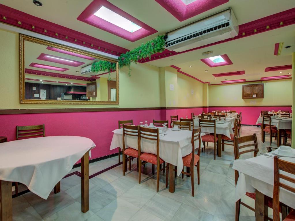 Restaurace v ubytování Emperatriz II