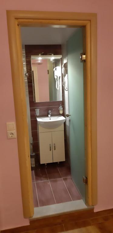 Paraskevi's Luxury Studios - 7