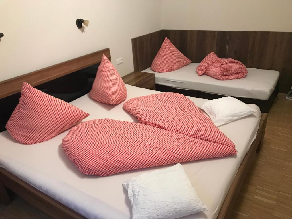 Postel nebo postele na pokoji v ubytování Sonnensiedlung