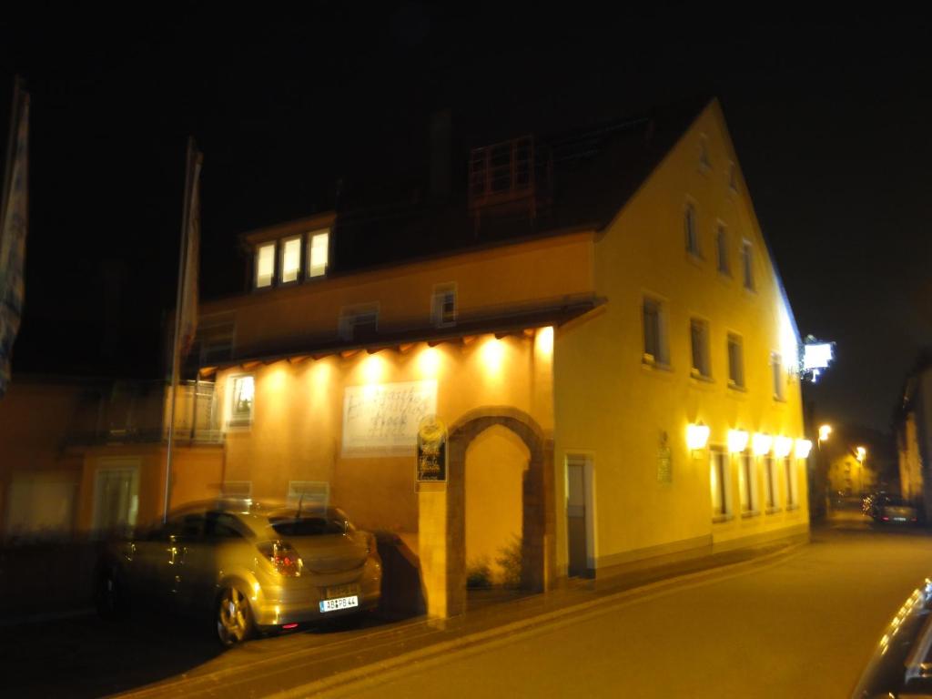 Fotografie z fotogalerie ubytování Landgasthof Hock v destinaci Großostheim
