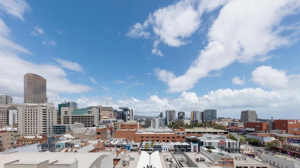 Nespecifikovaný výhled na destinaci Adelaide nebo výhled na město při pohledu z aparthotelu