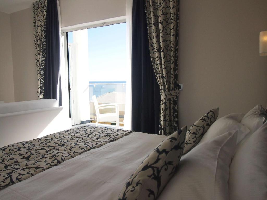 Best Western Hotel Acqua Novella - 部分海景高级三人间 - 带露台