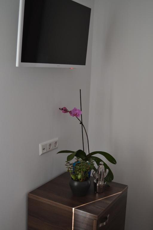 Hotel Myrsini - Deluxe Double Room With Extra Bed
