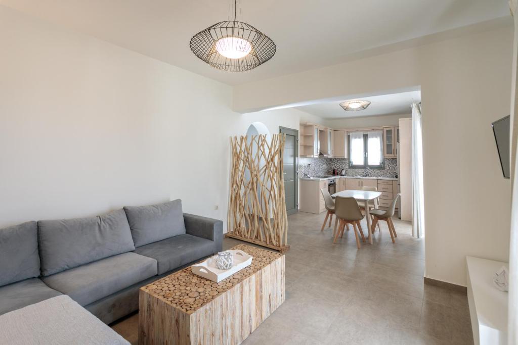 Sweet Home Naxos - 4