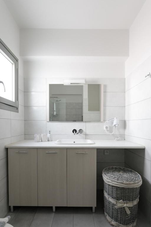 Sweet Home Naxos - 5