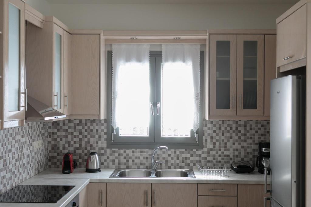 Sweet Home Naxos - 12