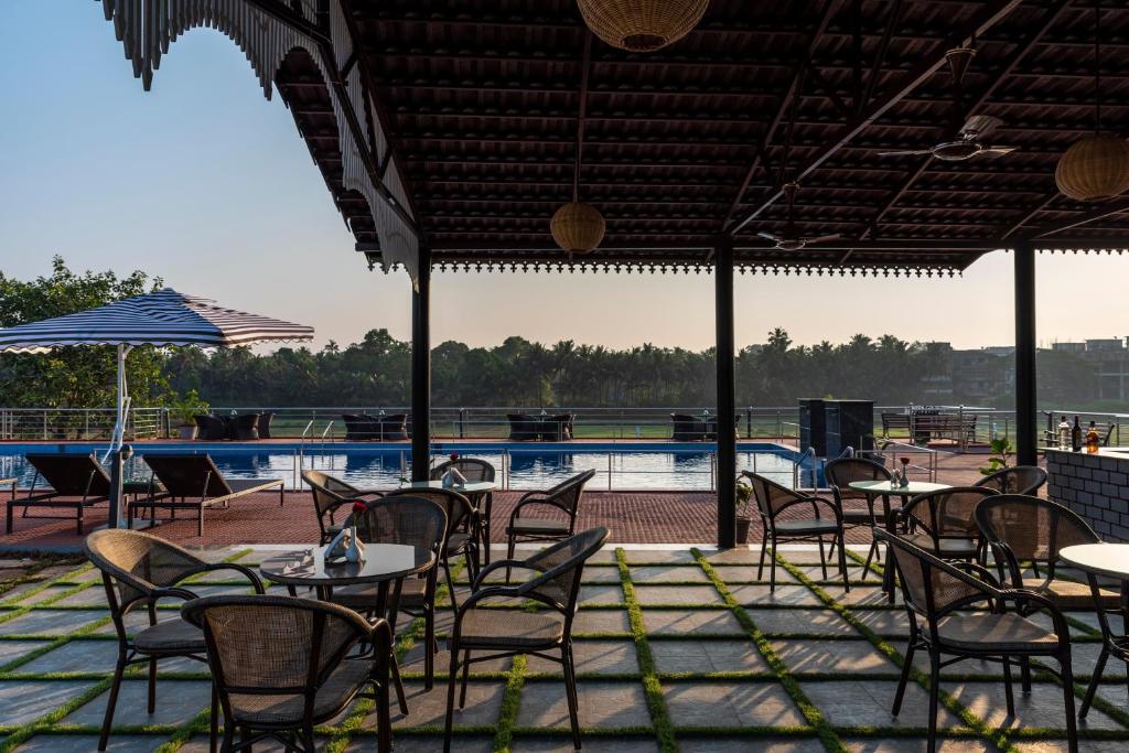 Bazén v ubytování Salcete Beach Resort nebo v jeho okolí