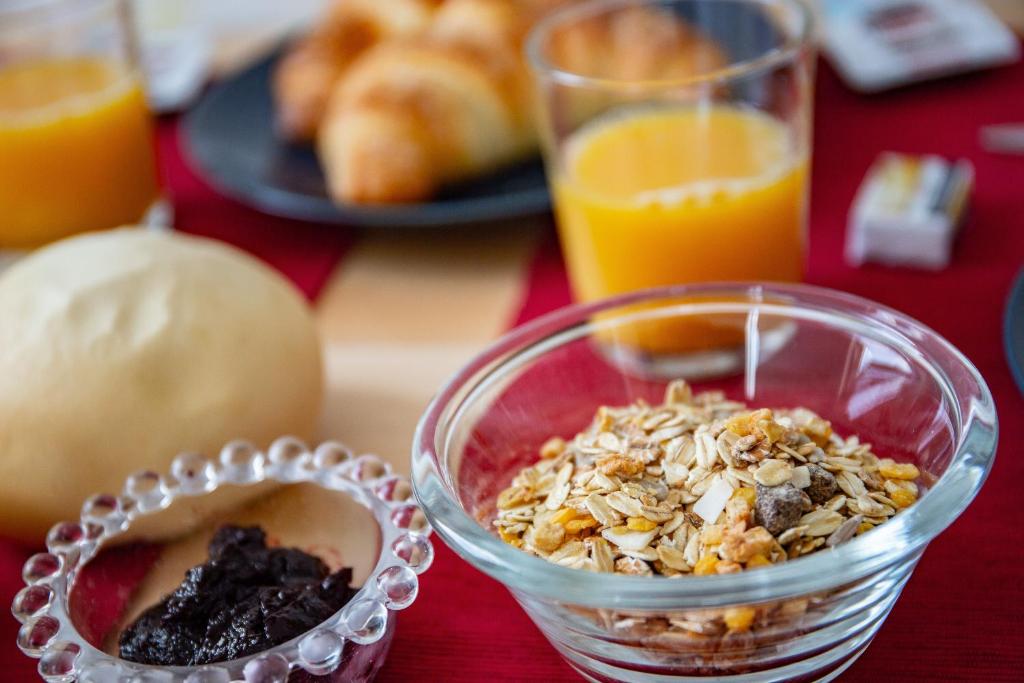 Jedlo v ubytovaní bed & breakfast alebo blízkom okolí