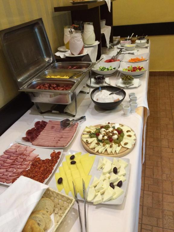 Hotel Les Jardins Carol - Resim 20