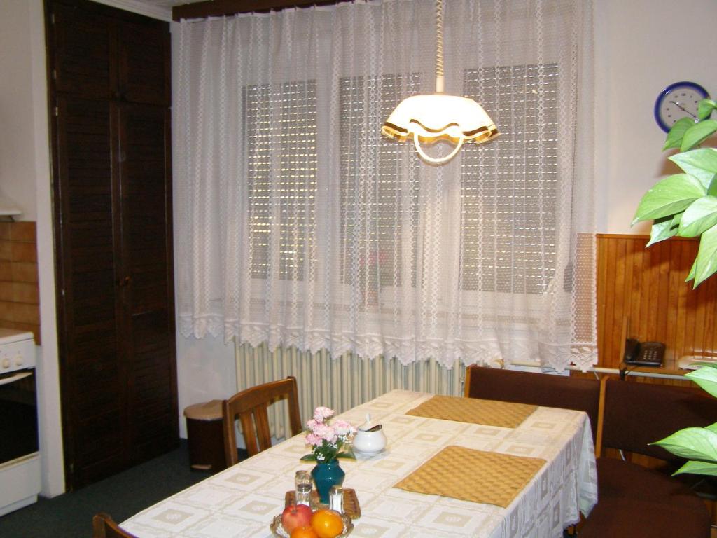 Postel nebo postele na pokoji v ubytování Pension Villa Hany