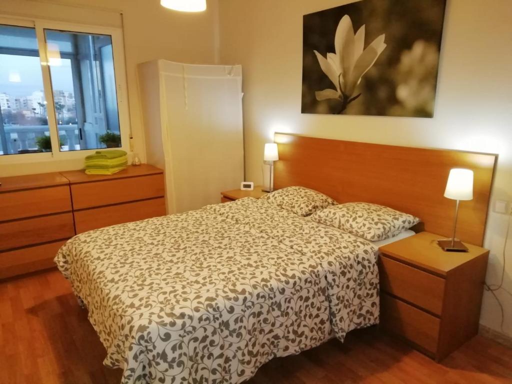 A bed or beds in a room at la loma