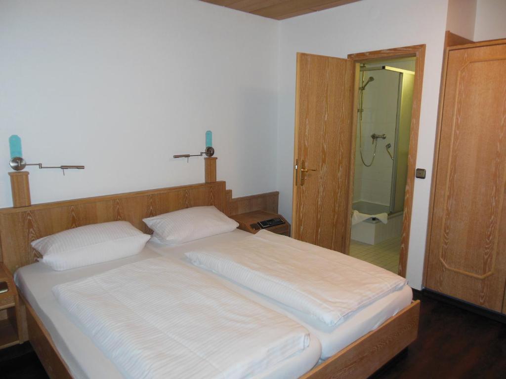 Hotel & Restaurant Zum Ochsen -Ox Distillery - Error