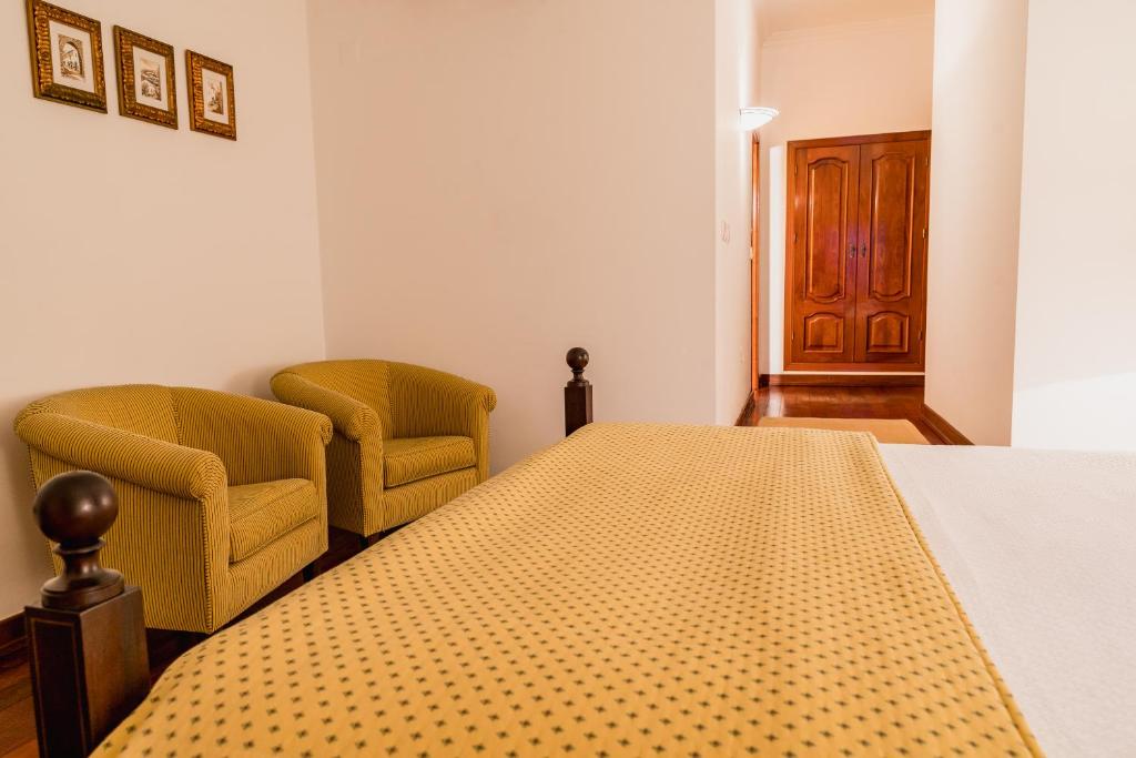 Casa Amarela TH & National Monument - 11