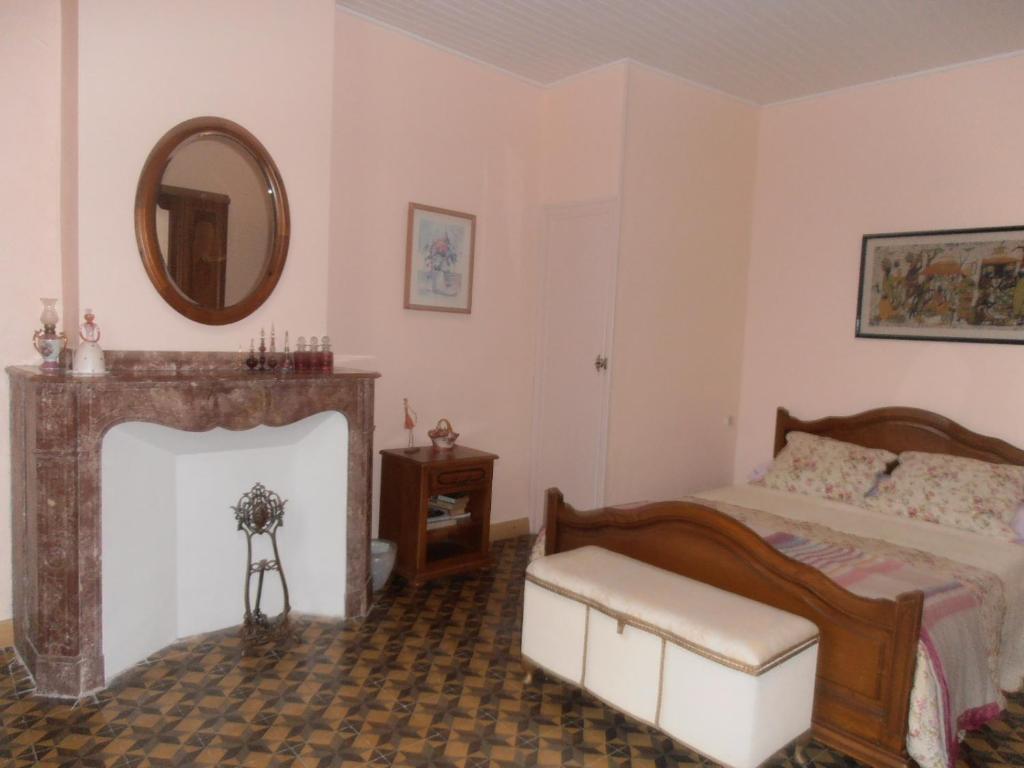 L'Orchidée - Family Room With Private Bathroom
