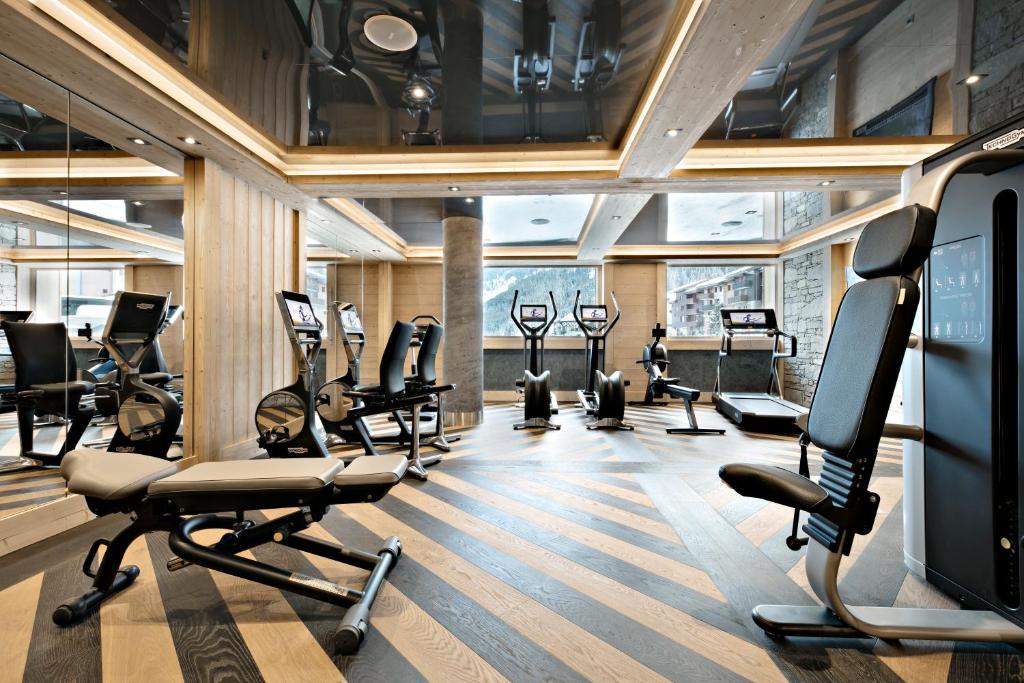 Fitness centrum a/nebo fitness zařízení v ubytování MGM Hôtels & Résidences - Résidence Anitea