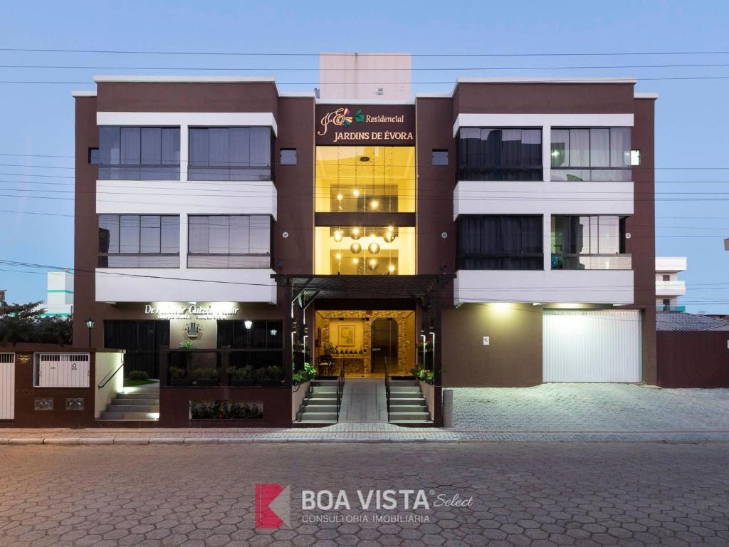  Aluguel de Apartamento Duplex 10 para 5 pessoas em Bombas
