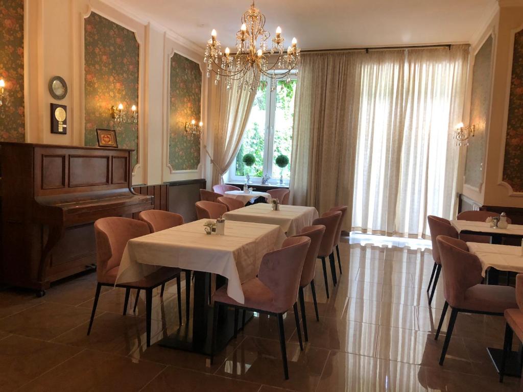 Posezení v ubytování Hotel am Schloss