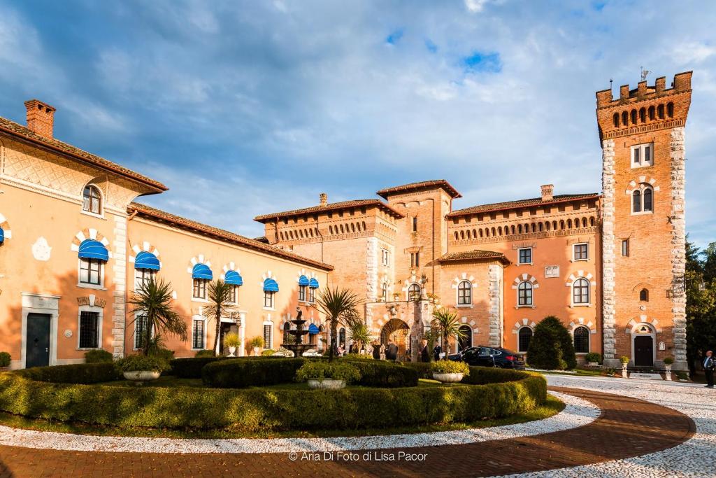 Castello Di Spessa - Residenze d'epoca, Capriva del Friuli – Updated 2022  Prices