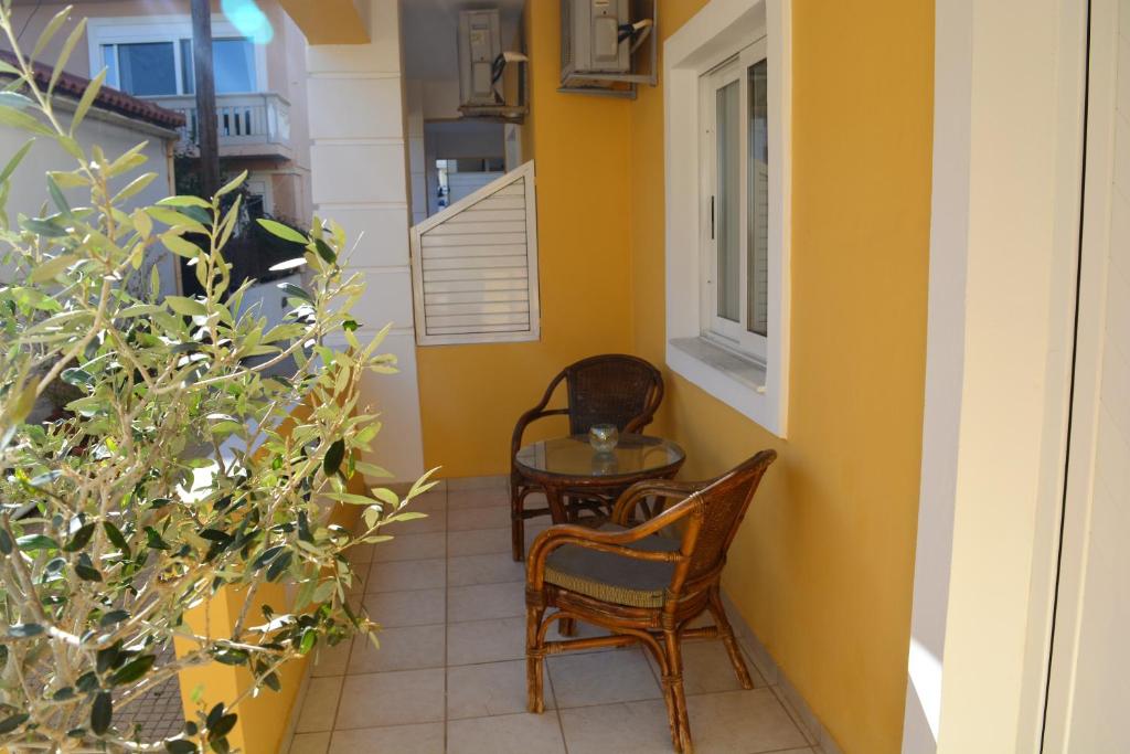 Kép Raph's Studios-Apts By The Sea szállásáról Ajía Marína Néasz Kidoníaszban a galériában