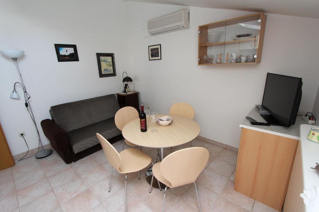 Apartments Milena - 一居室公寓