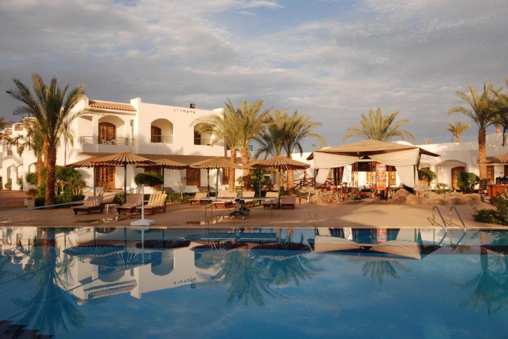 Bazén v ubytování Coral Hills Resort Sharm El-Sheikh nebo v jeho okolí