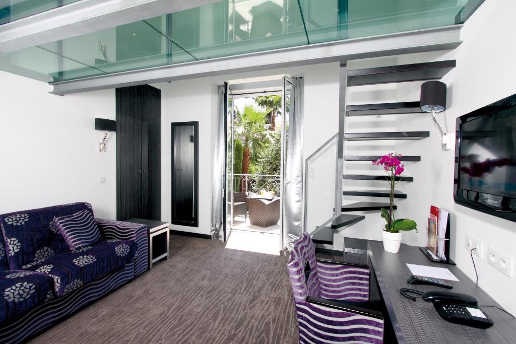 GOLDEN TULIP CANNES HOTEL de PARIS - Resim 41